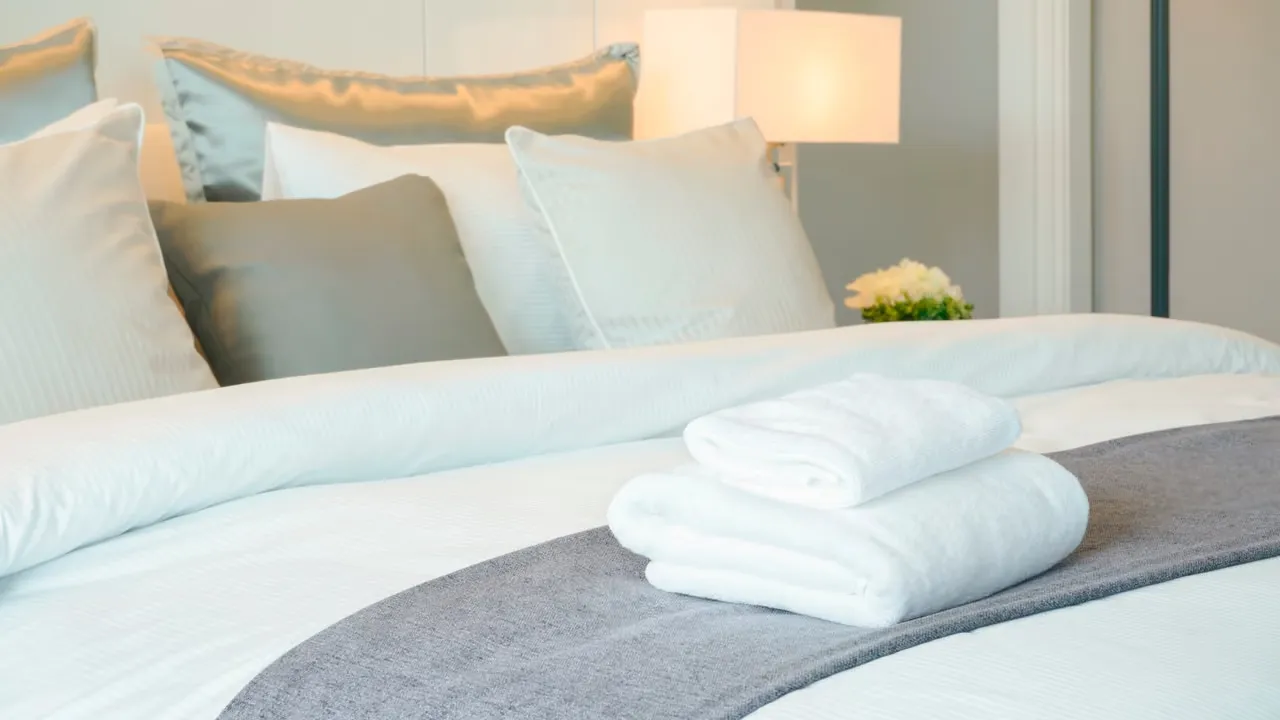 Hur mycket data bör ett hotell samla?